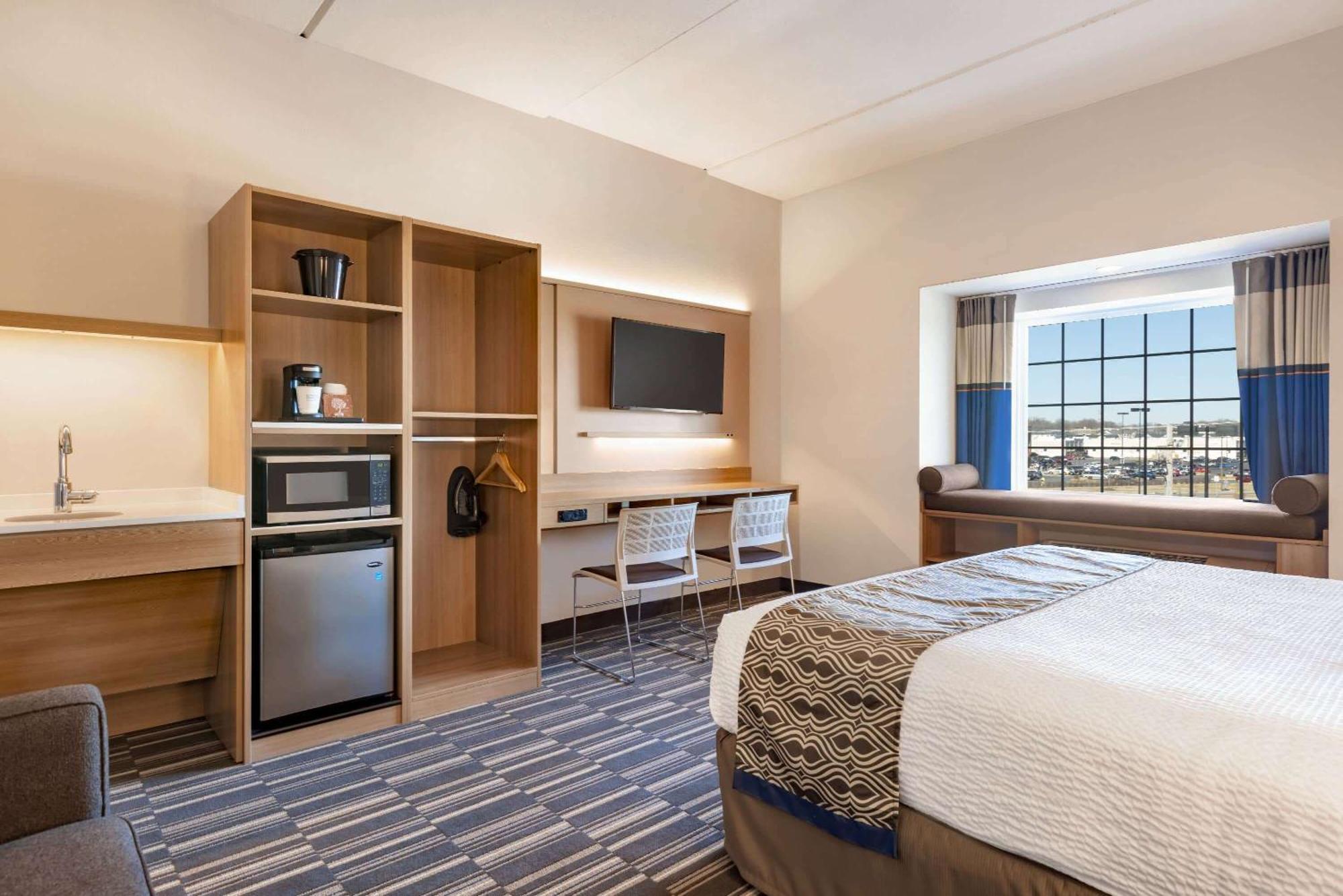 Microtel Inn & Suites By Wyndham Gambrills Odenton Экстерьер фото